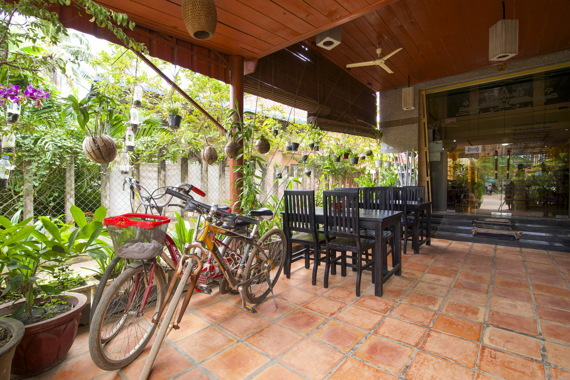 Panda Angkor Inn Siem Reap Exterior photo